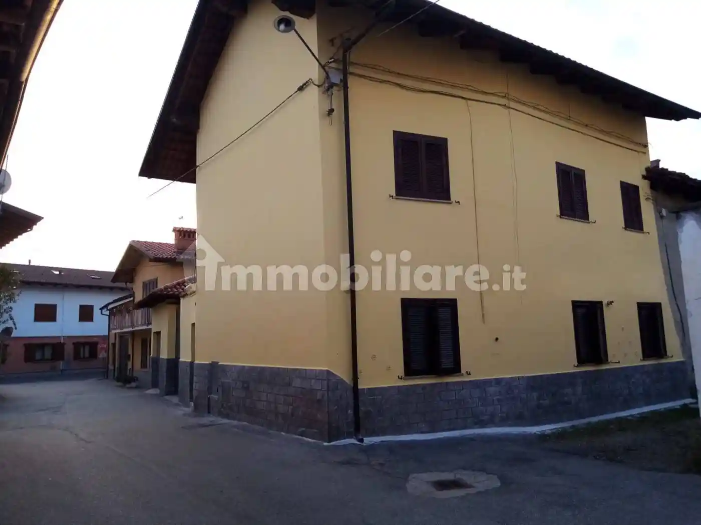 Villa in vendita a Foglizzo