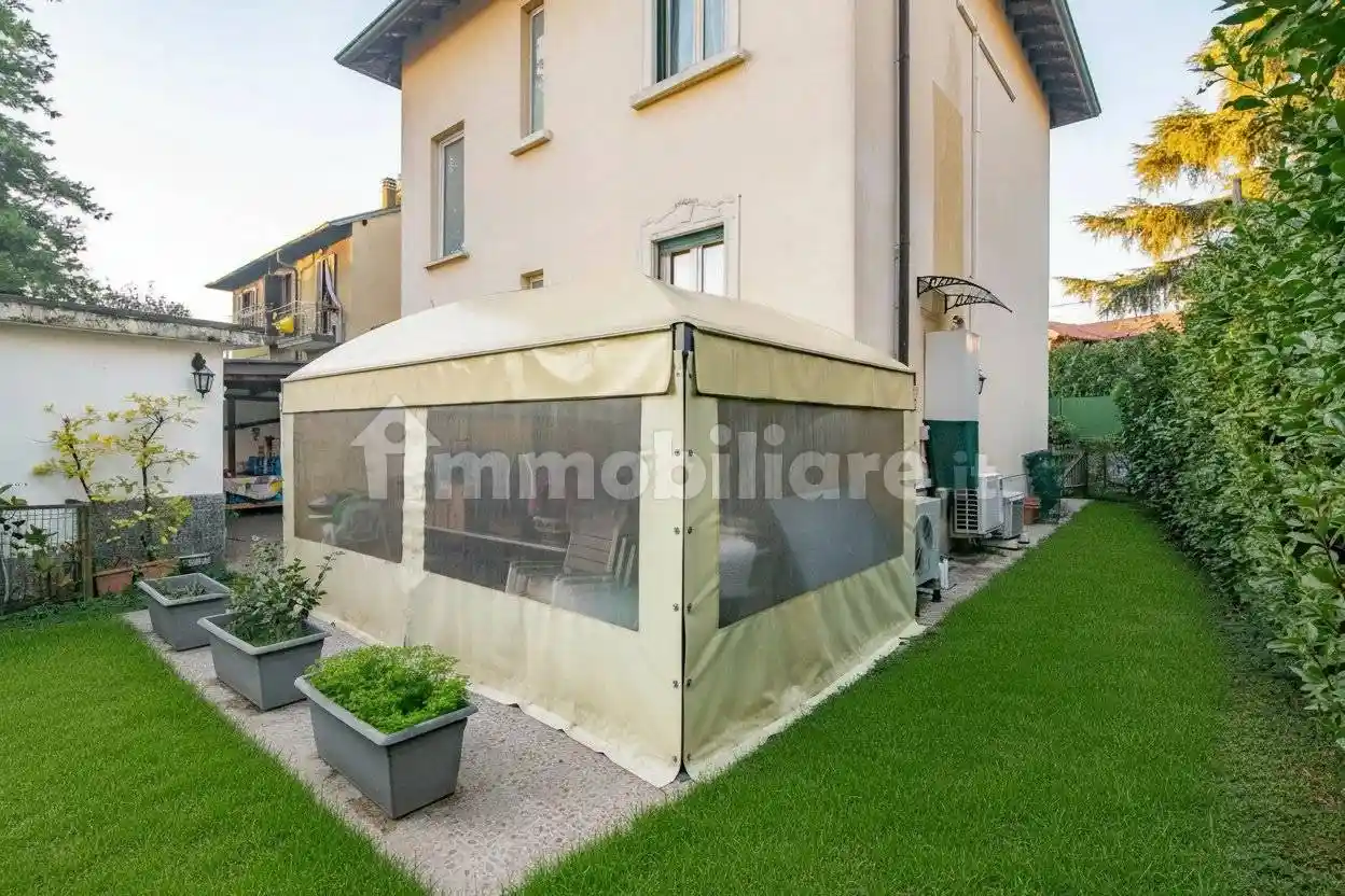 Villa in vendita a Monza
