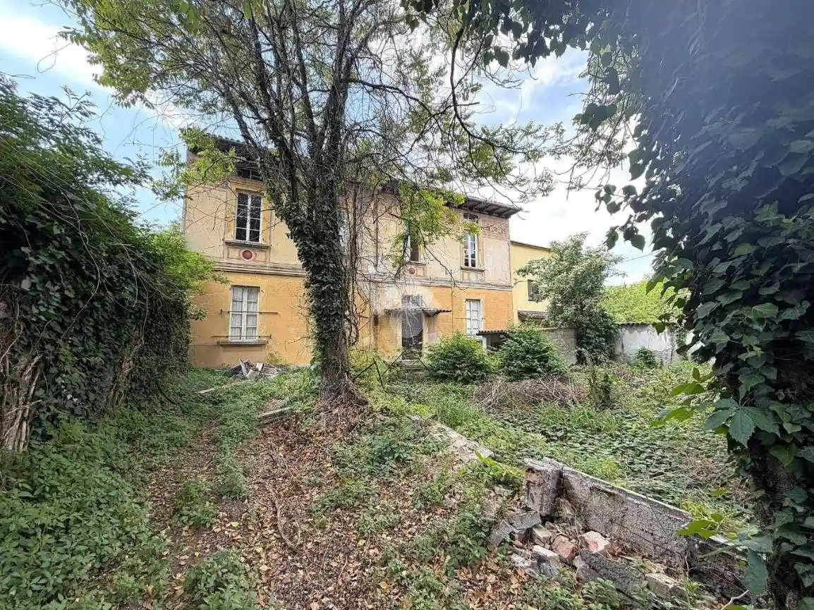 Villa in vendita a Cremona