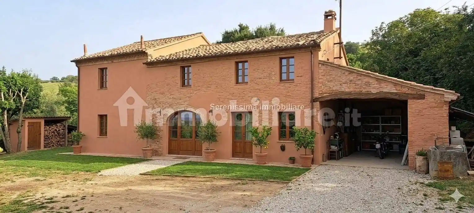 Rustico - Casale in vendita a Vallefoglia