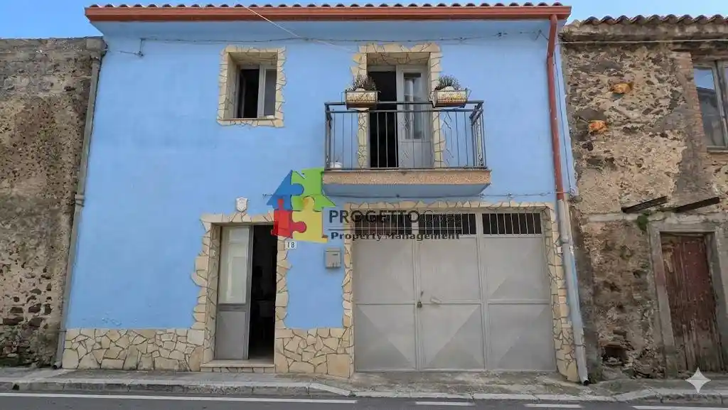 Casa indipendente in vendita a Moio Alcantara