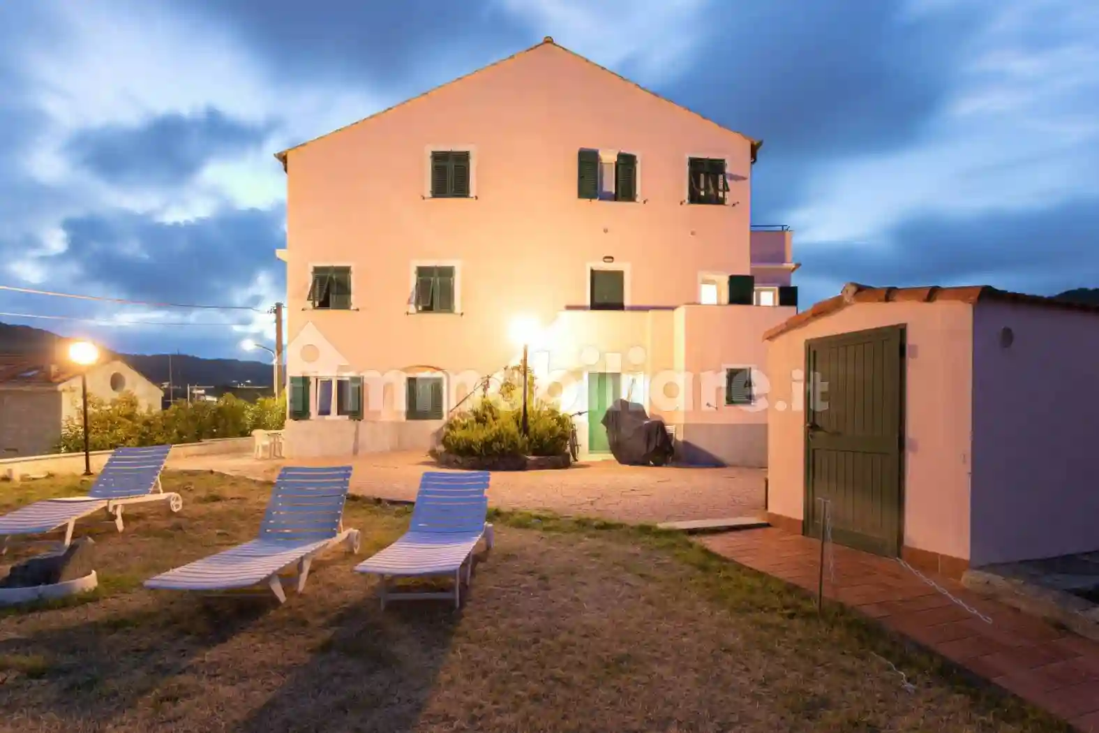Villa - foto 2
