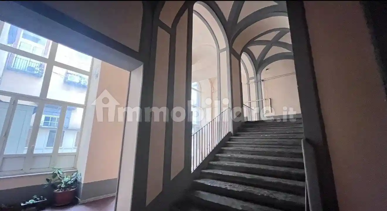 Appartamento in vendita a Napoli