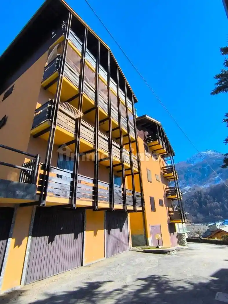 Appartamento in vendita a Chiesa in Valmalenco