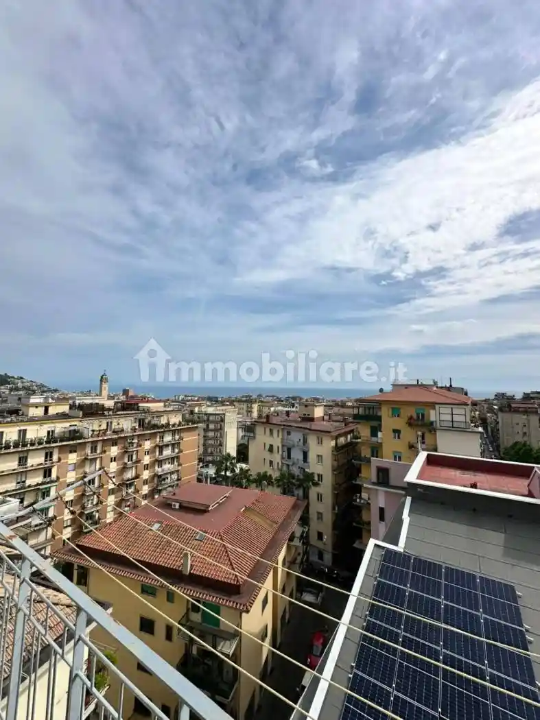 Appartamento in vendita a Salerno