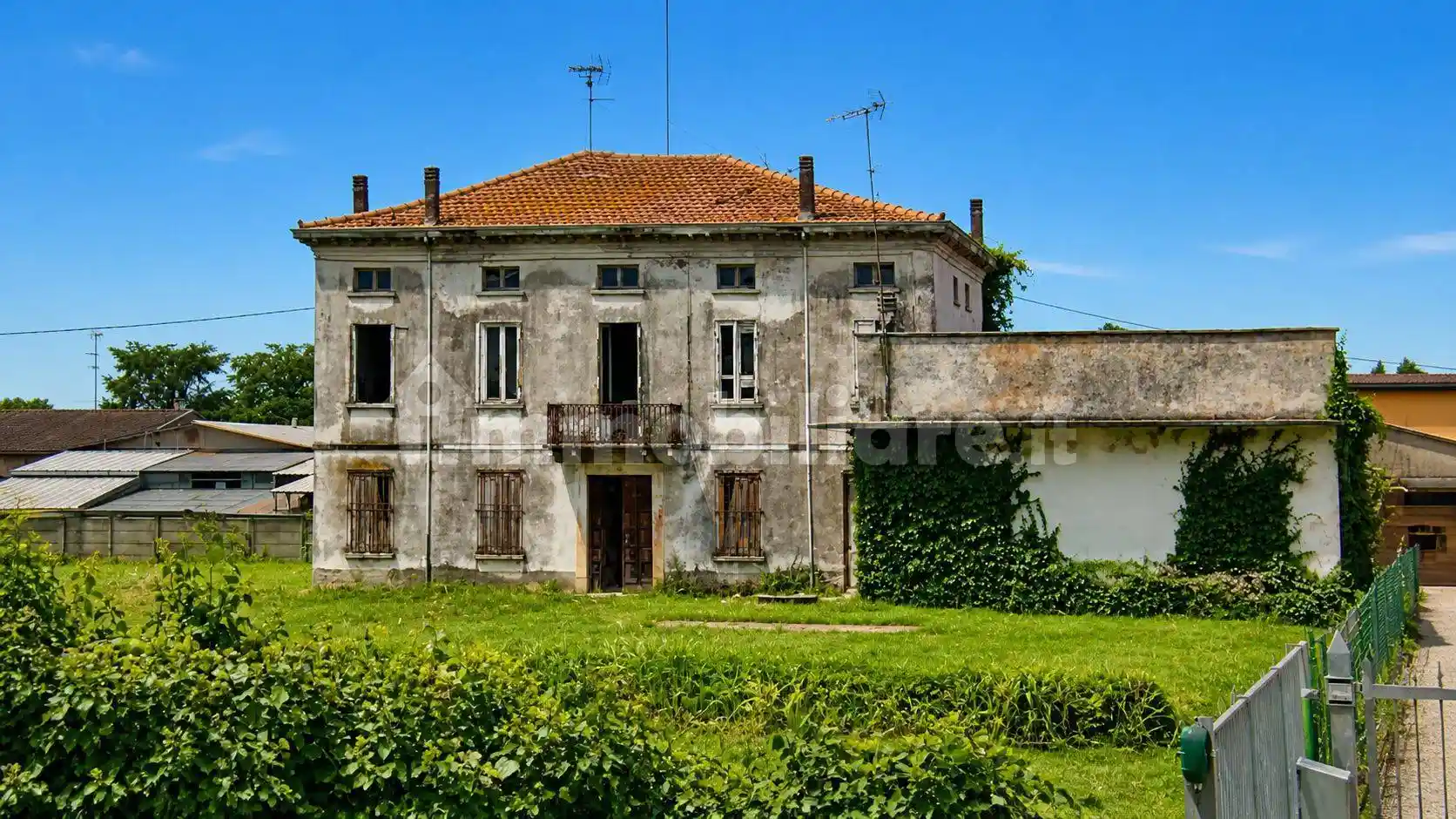 Palazzo - Edificio in vendita a Goito