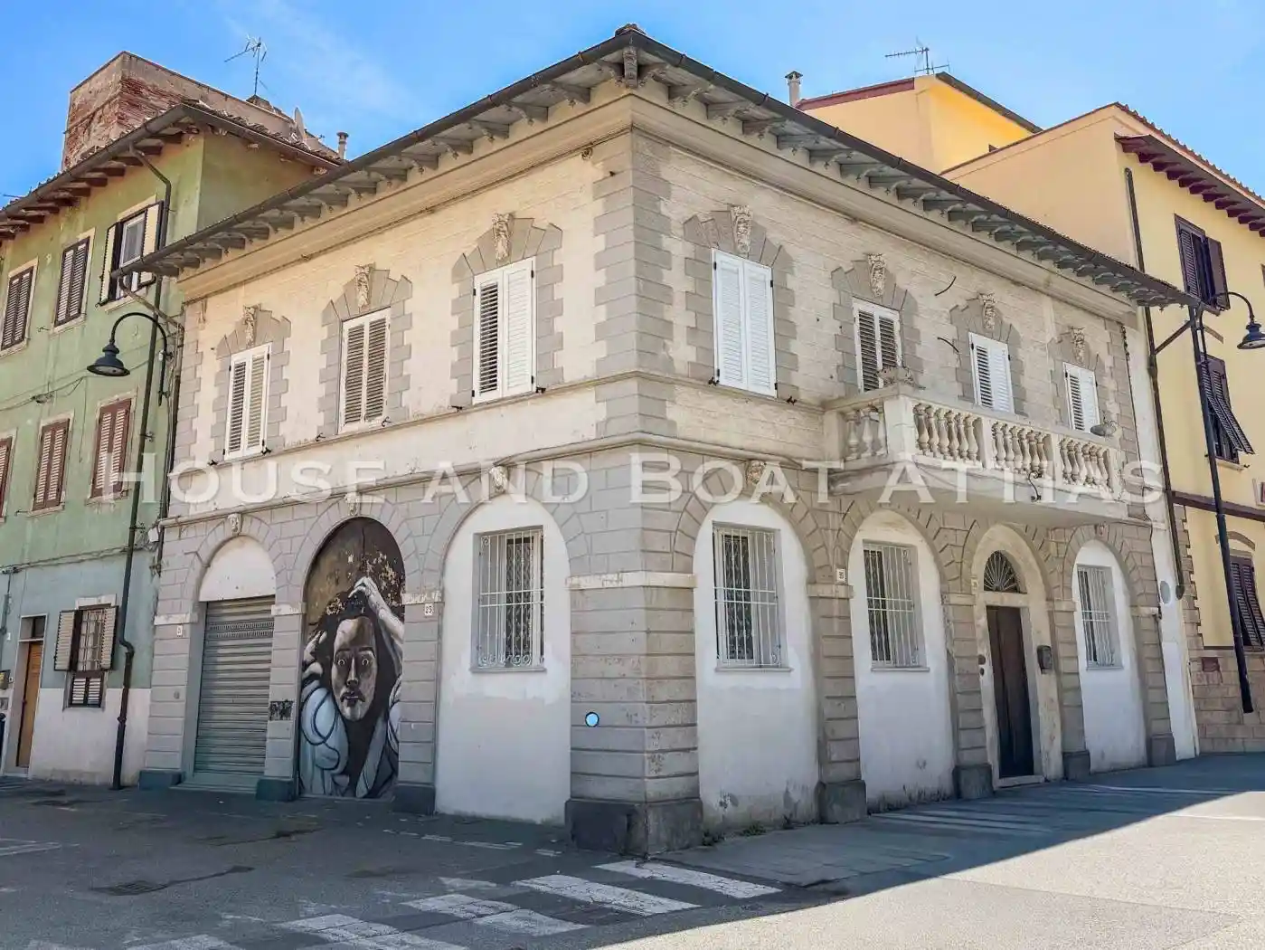Villa in vendita a Livorno