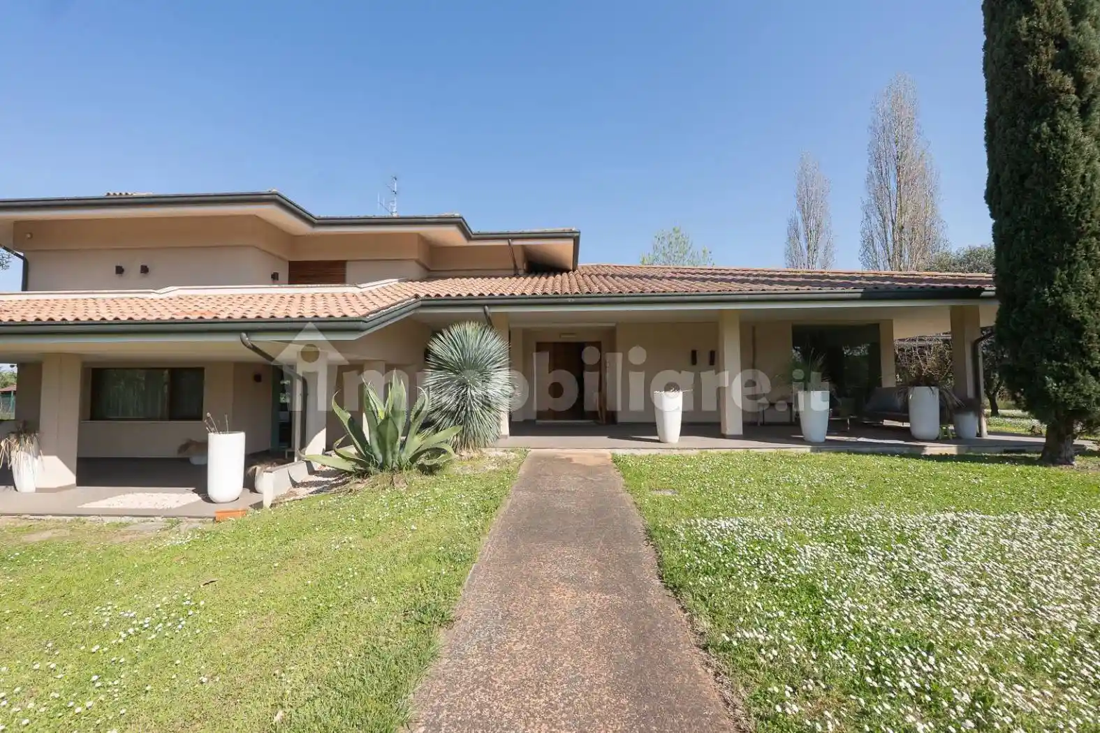 Villa in vendita a Cesenatico