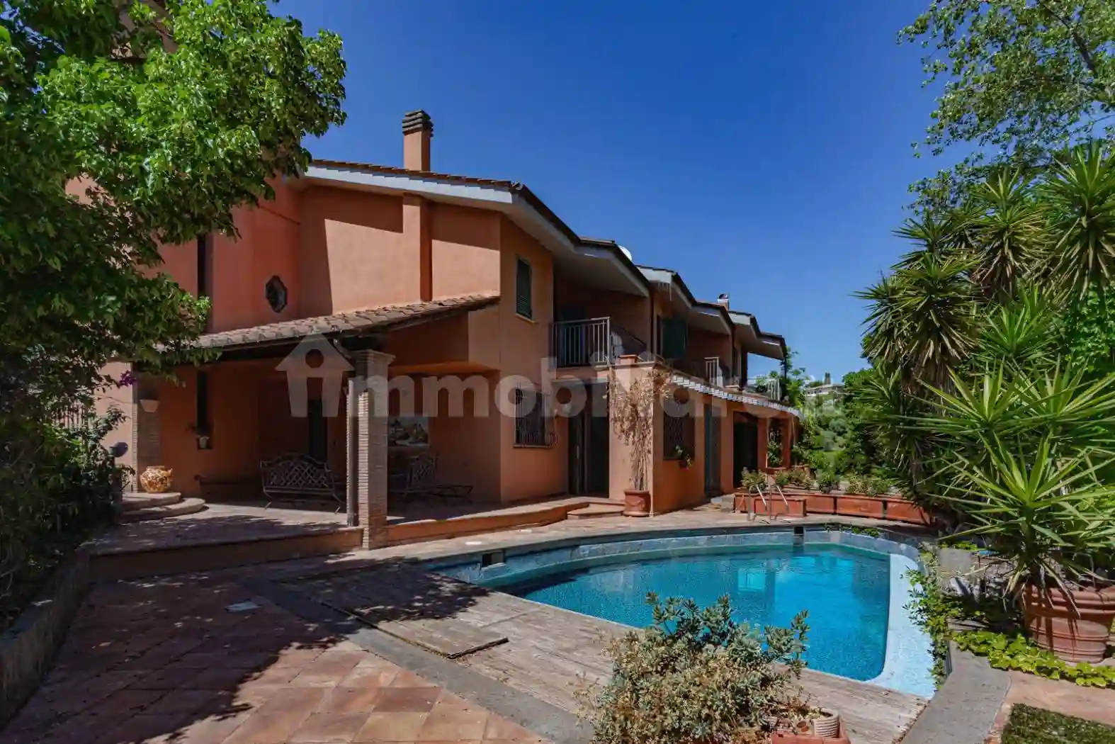 Villa - foto 2