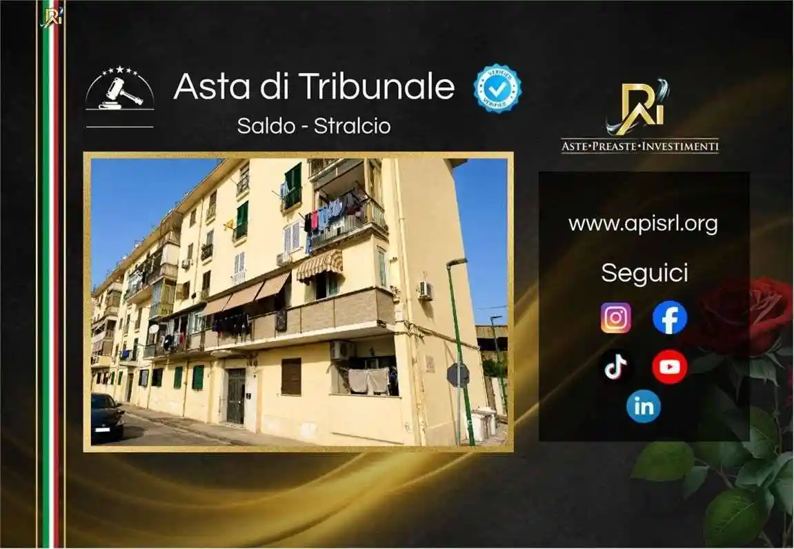 Appartamento in vendita a Napoli