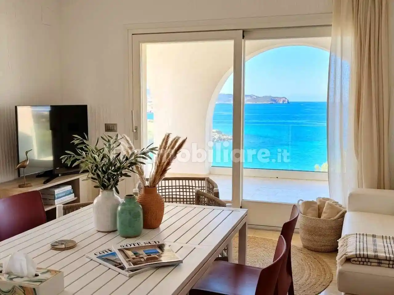 Appartamento in vendita a Arzachena