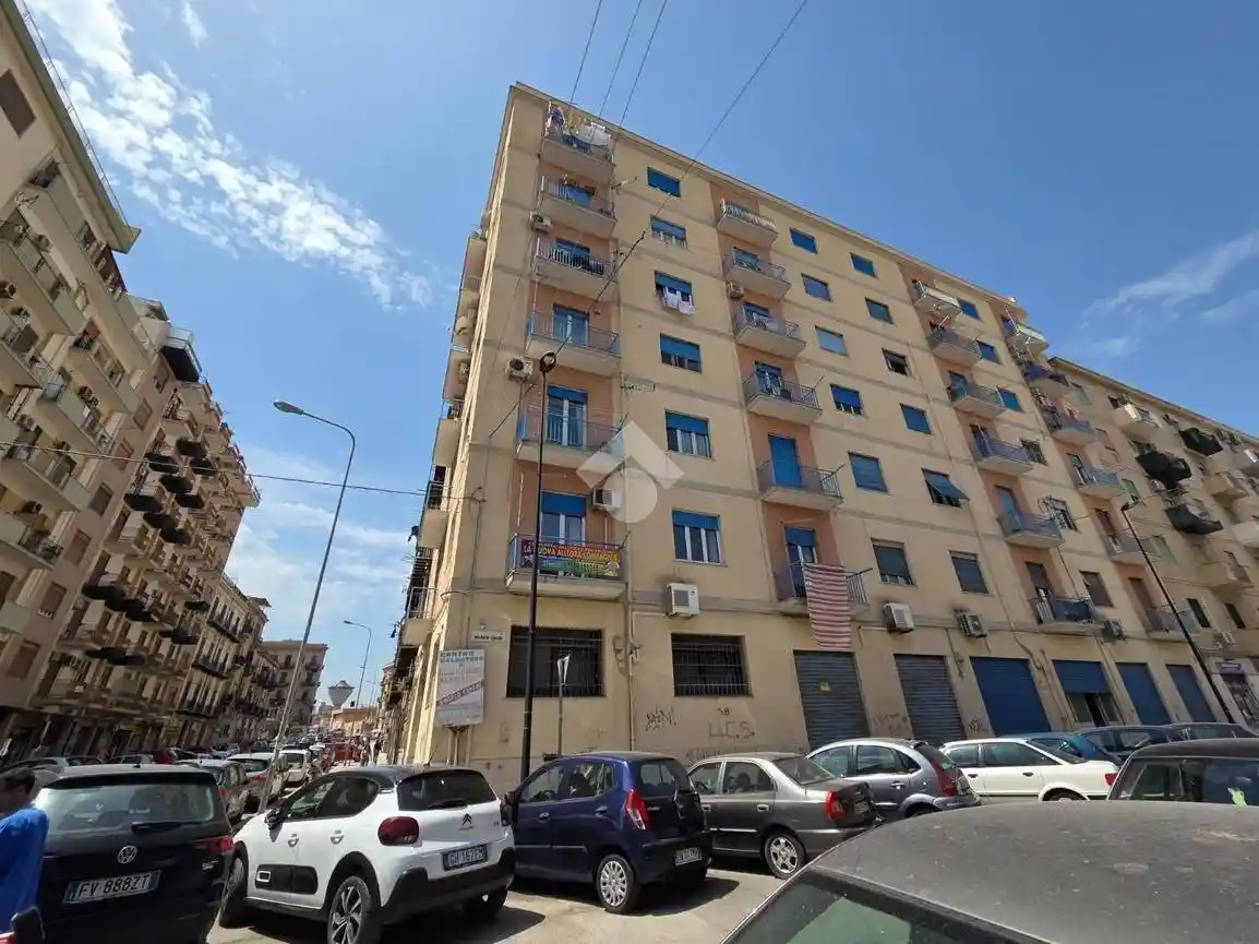 Appartamento in vendita a Palermo