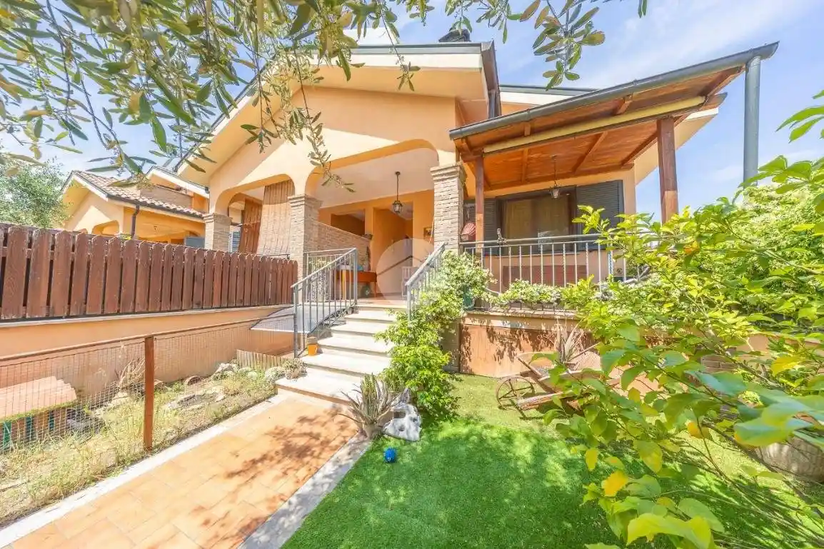 Villa in vendita a Roma