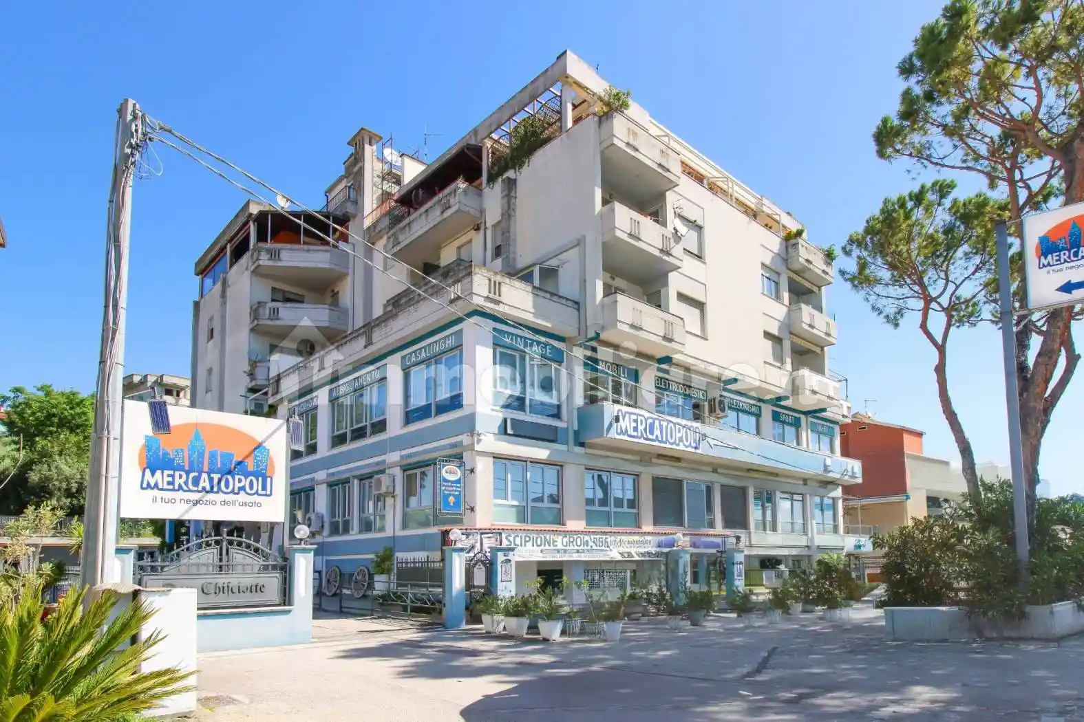 Appartamento in vendita a Morro d'Oro