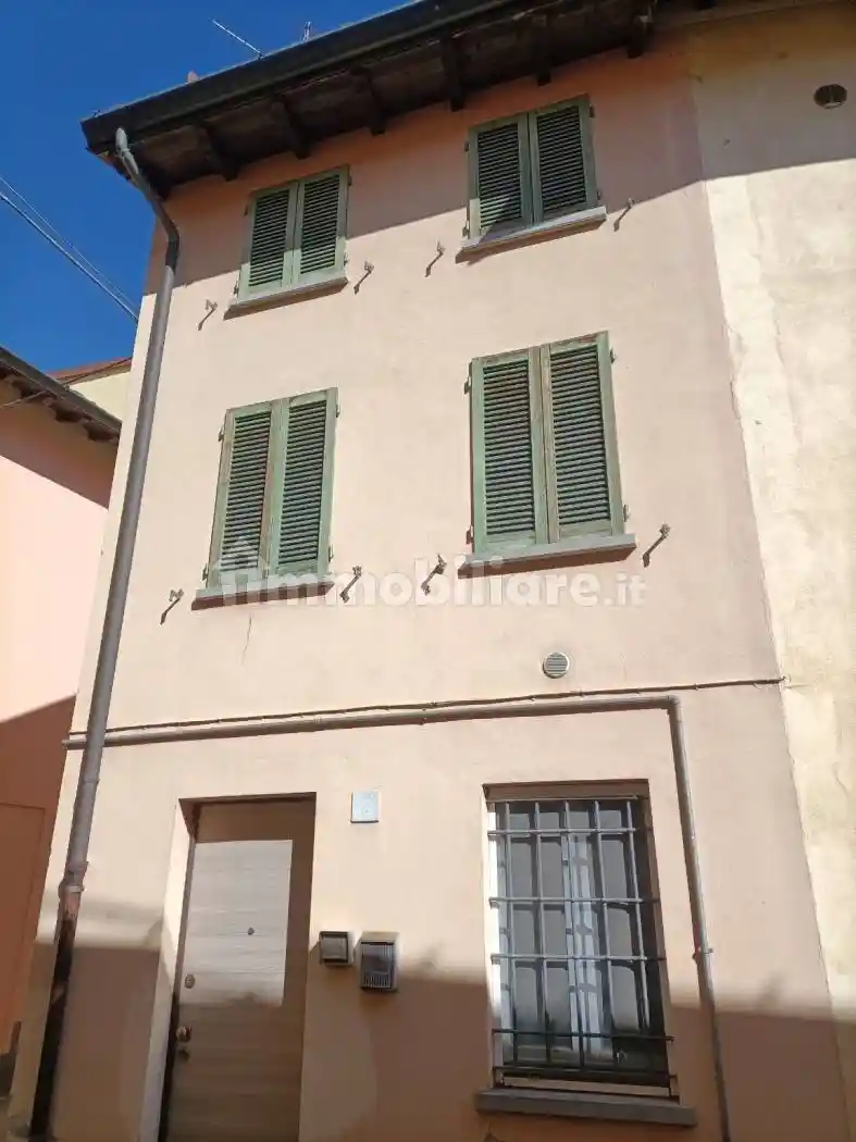 Casa indipendente in vendita a Crema