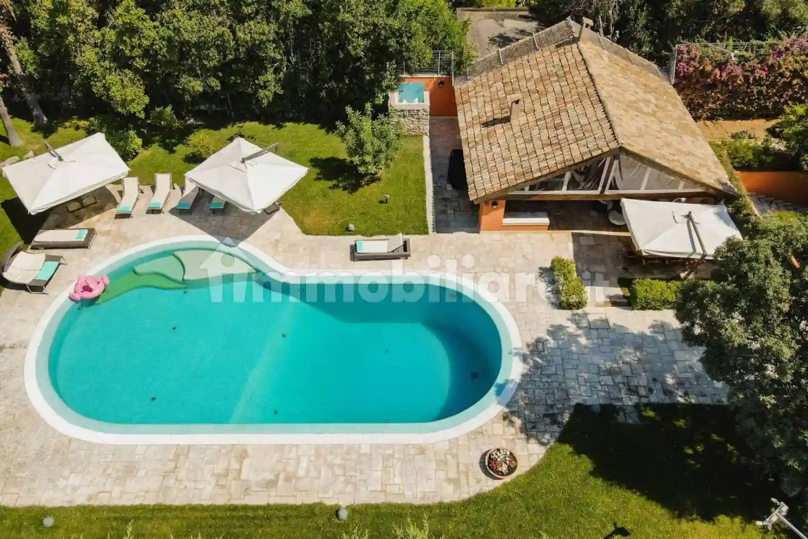 Villa - foto 2