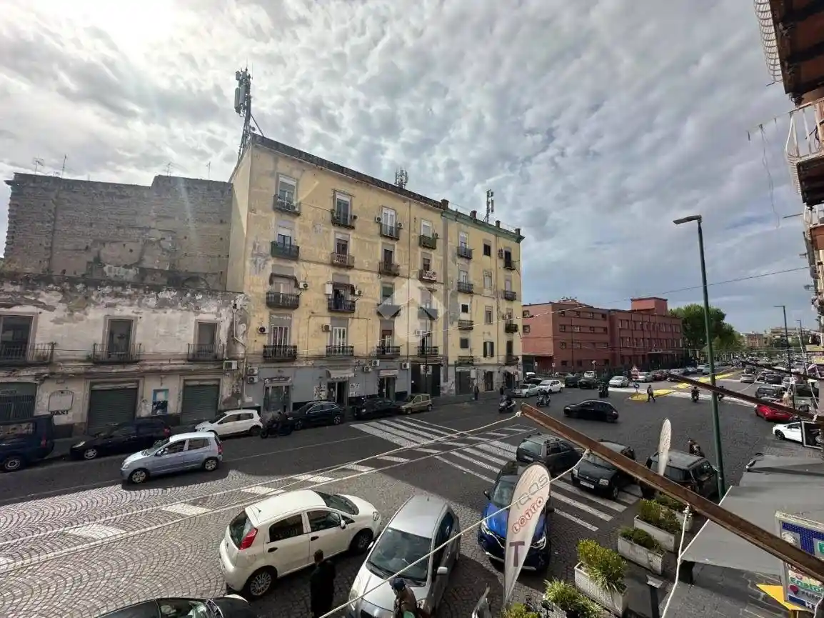 Appartamento in affitto a Napoli