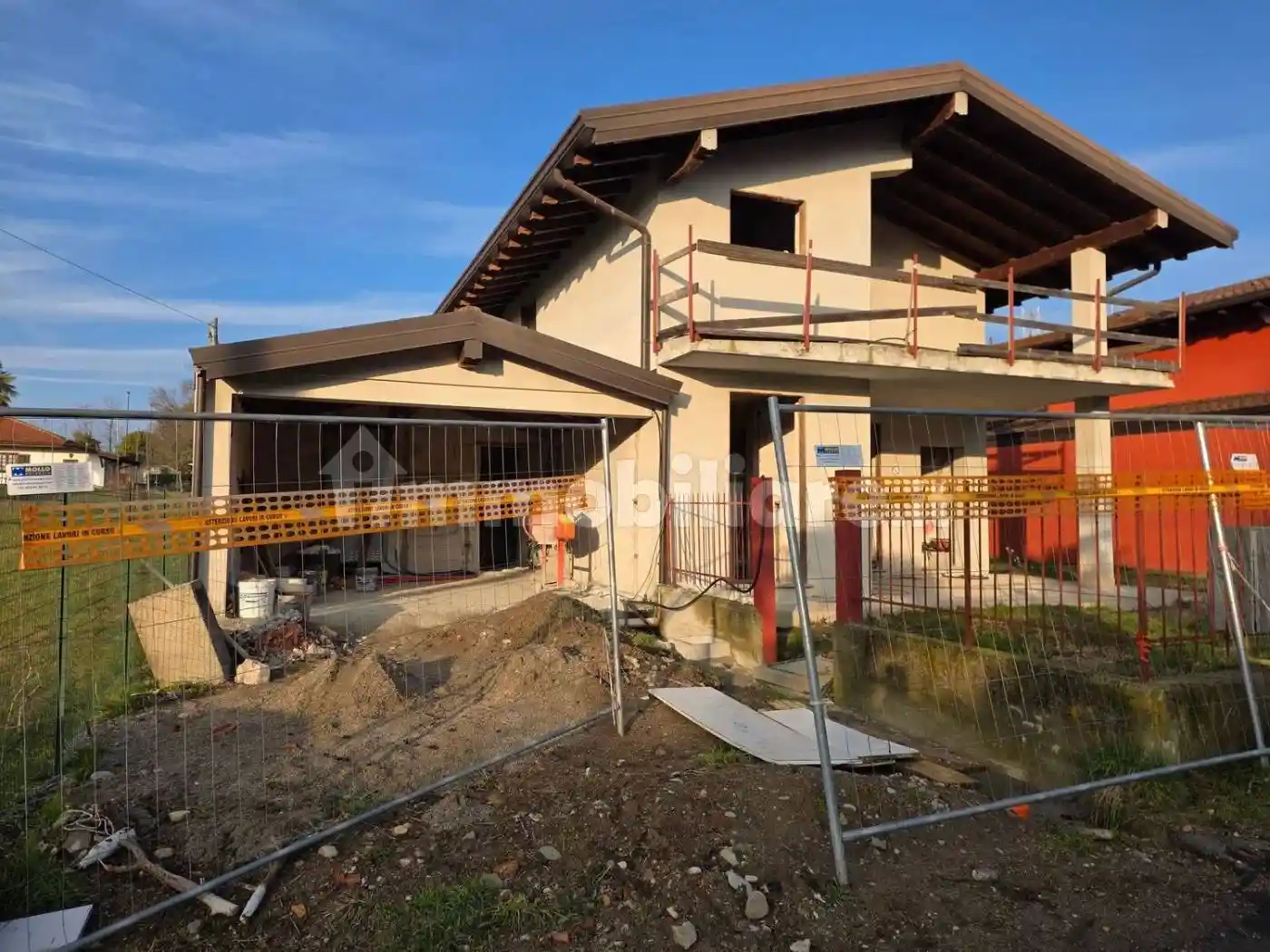 Villa in vendita a Divignano