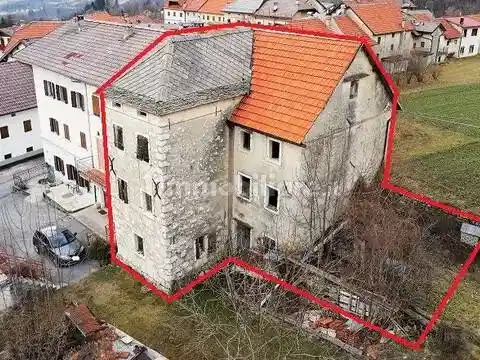 Villa in vendita a Chies d'Alpago