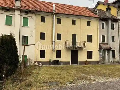 Villa in vendita a Alpago
