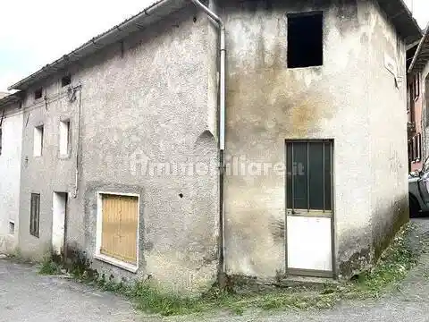 Villa in vendita a Alpago