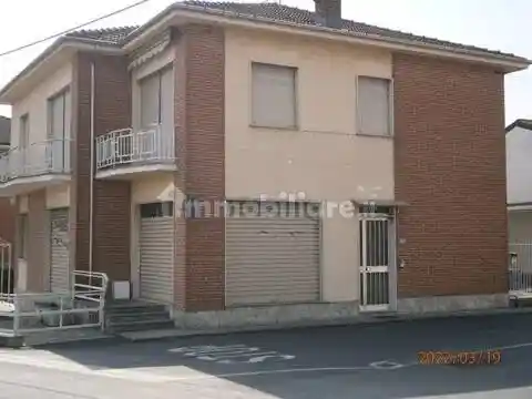 Villa in vendita a Quattordio