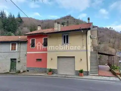 Palazzo - Edificio in vendita a Erli