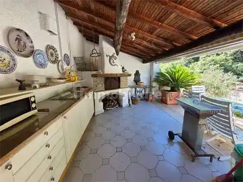 Villa in vendita a Zuccarello