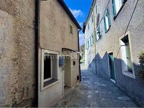 Rustico - Casale in vendita a Erli
