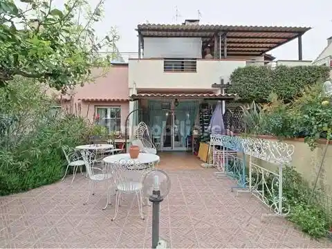 Villa in vendita a Albenga