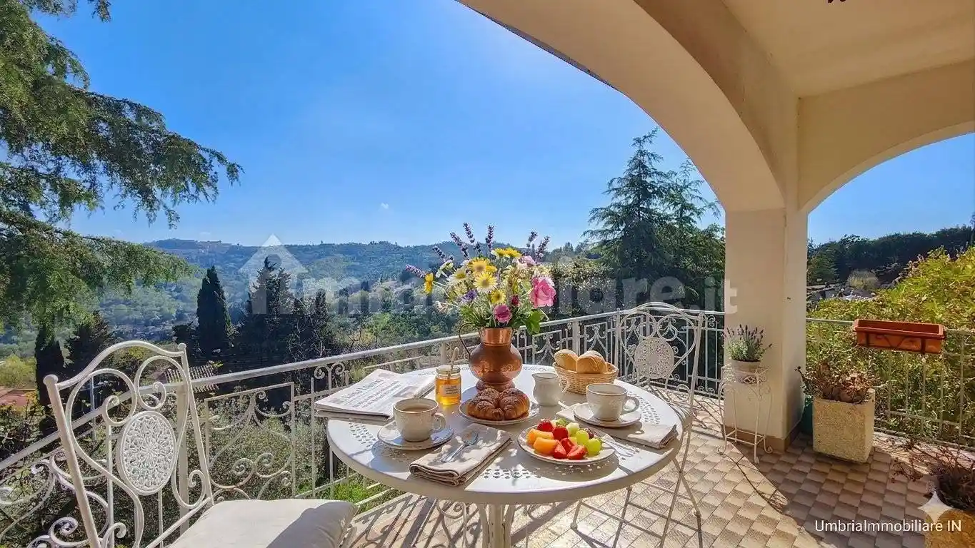 Villa in vendita a Perugia