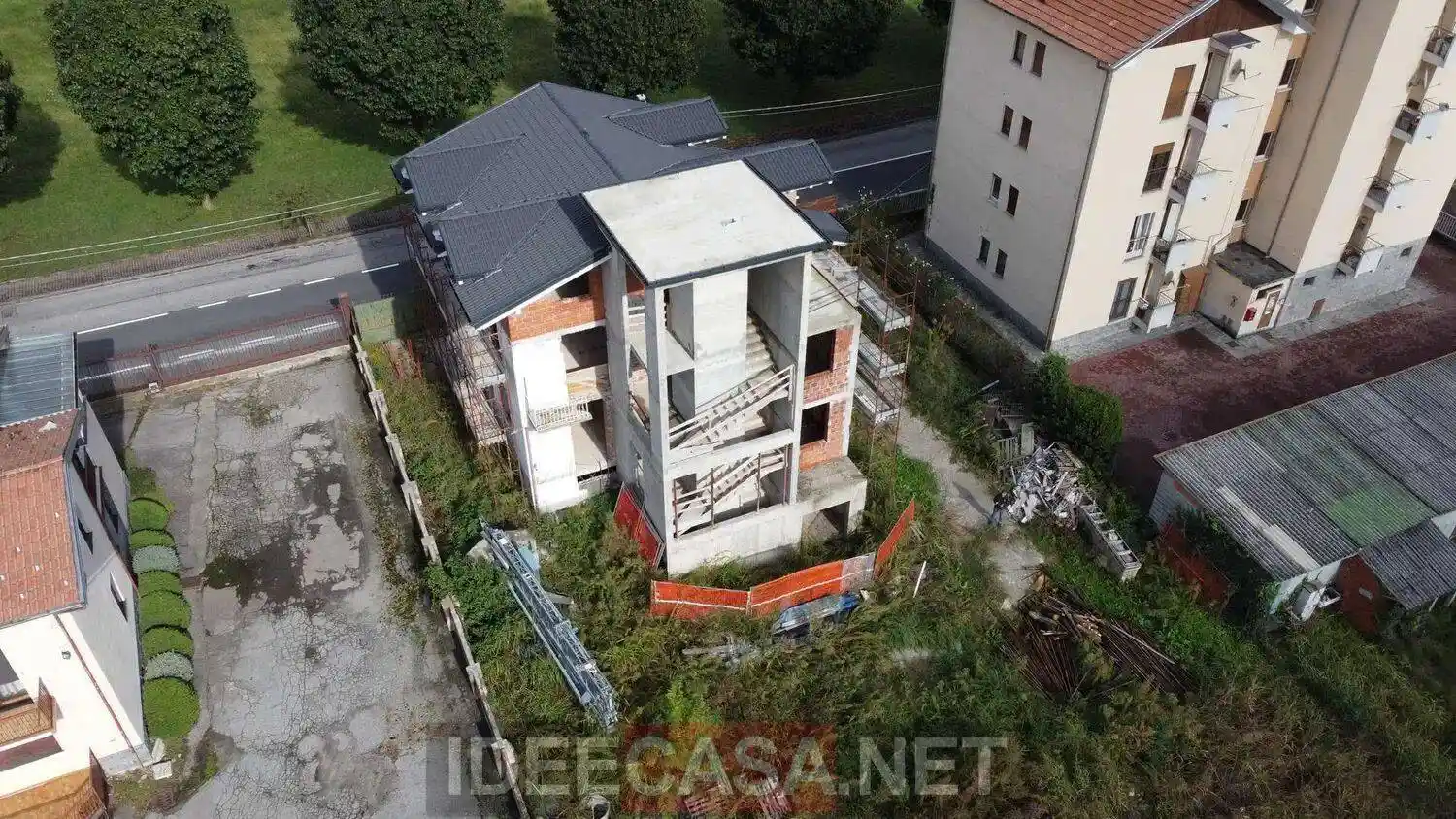 Palazzo - Edificio in vendita a Romagnano Sesia