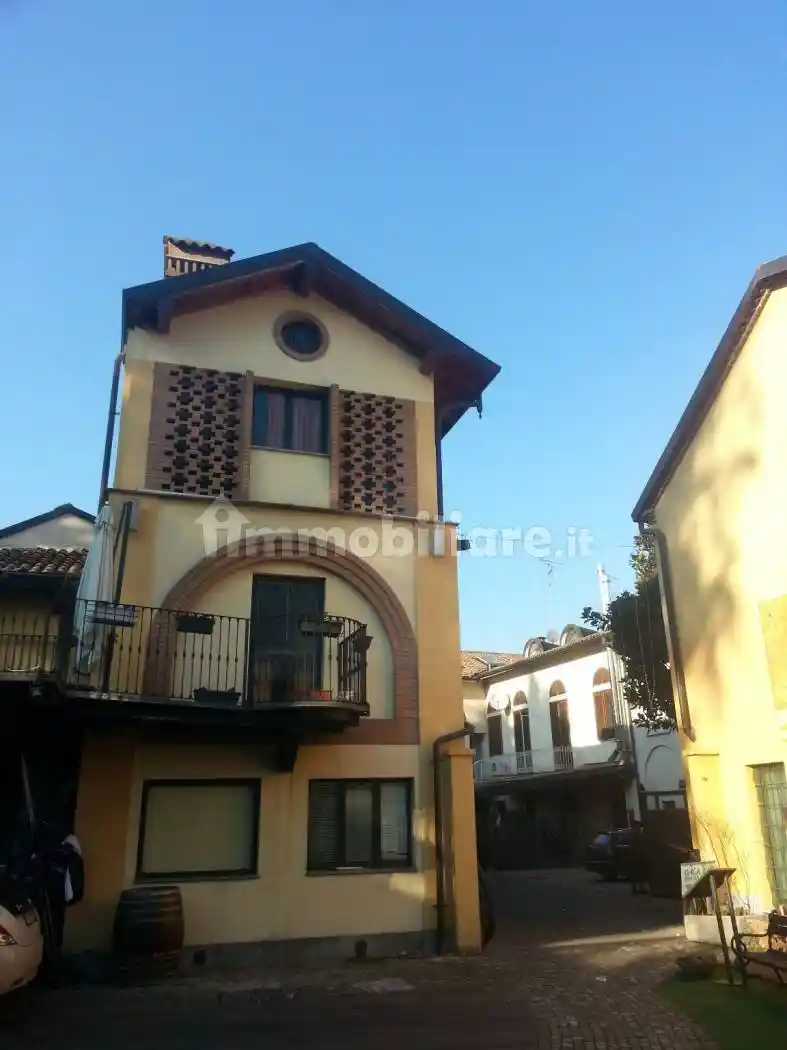 Appartamento in vendita a Corsico