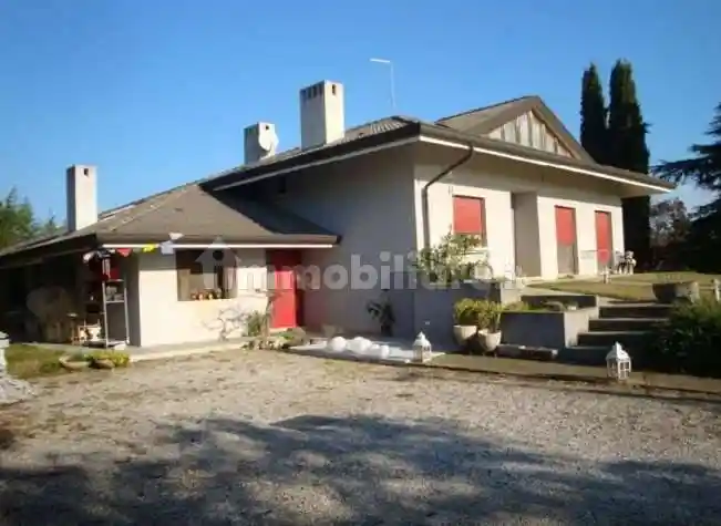 Villa in vendita a Sedegliano