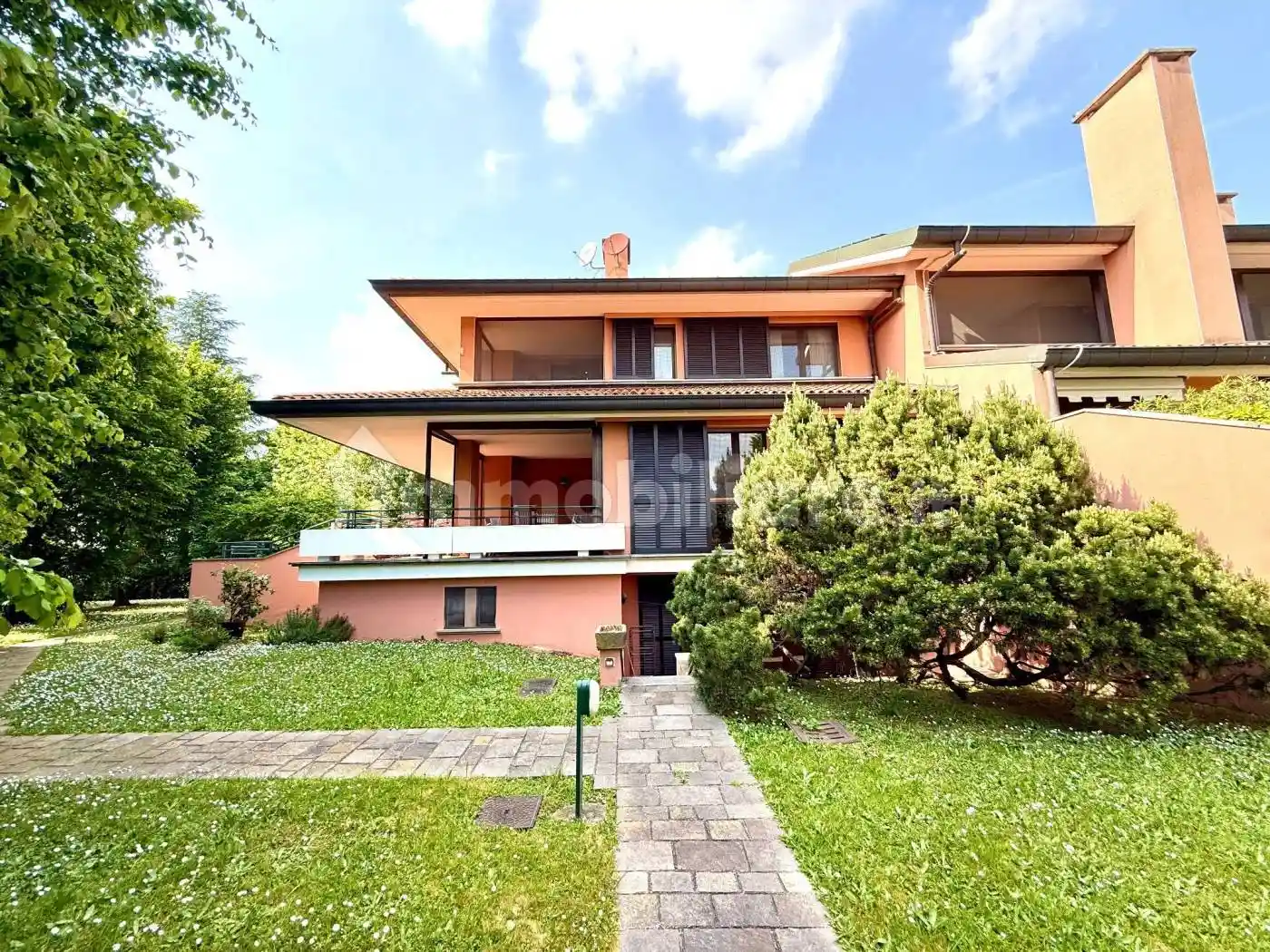 Villa in vendita a Cusago