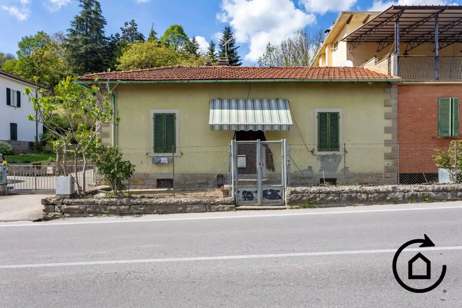 Casa indipendente in vendita a Santa Sofia