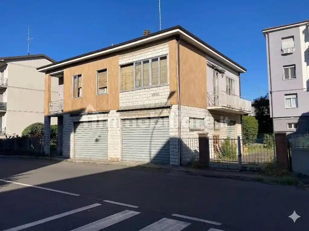 Villa in vendita a Modena
