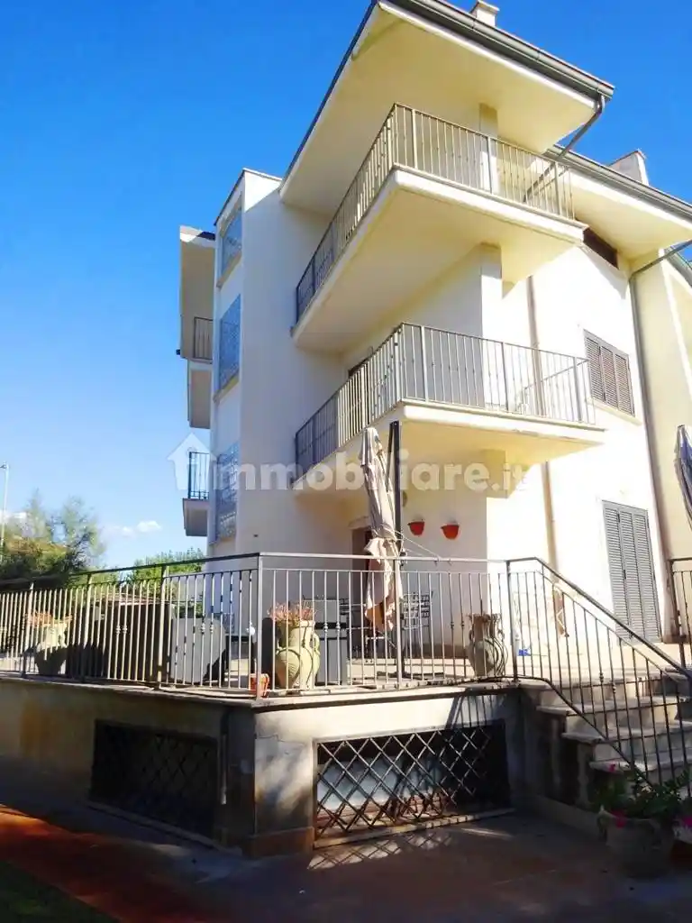 Villa in vendita a Fiumicino
