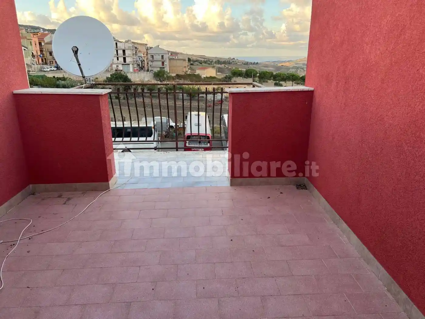 Casa indipendente in vendita a Sciara