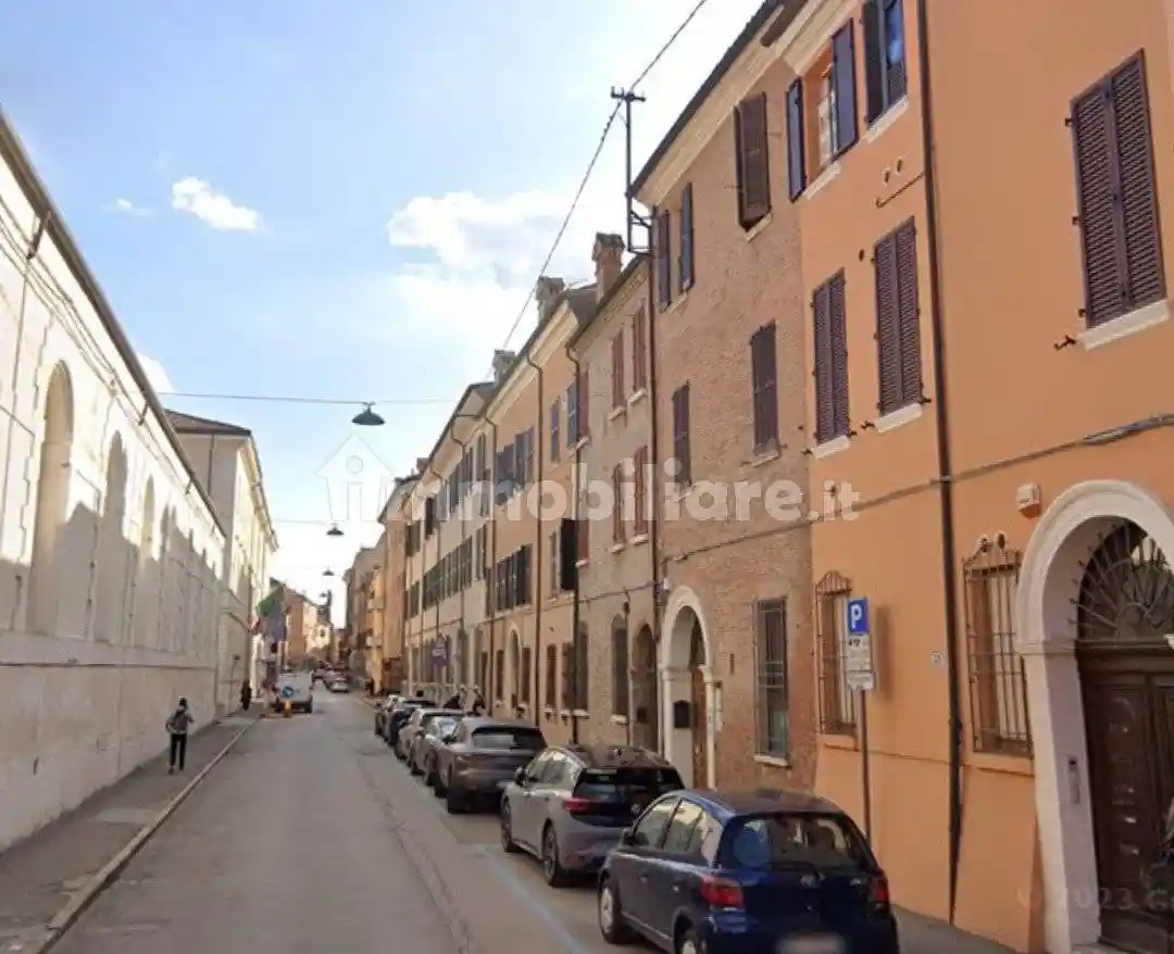 Appartamento in affitto a Ferrara
