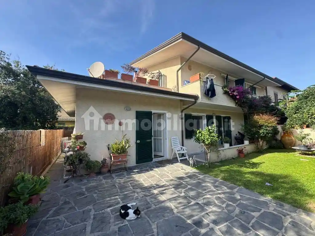 Villa in vendita a Forte dei Marmi