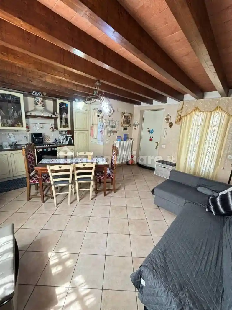 Appartamento in vendita a Lugagnano Val d'Arda