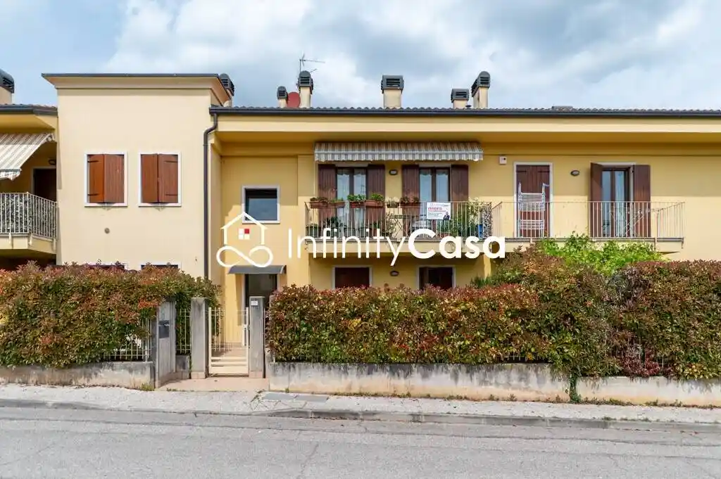 Appartamento in vendita a Sona