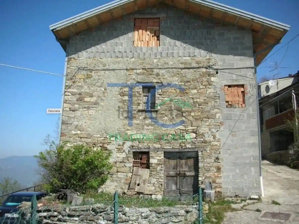 Appartamento in vendita a Corte Brugnatella