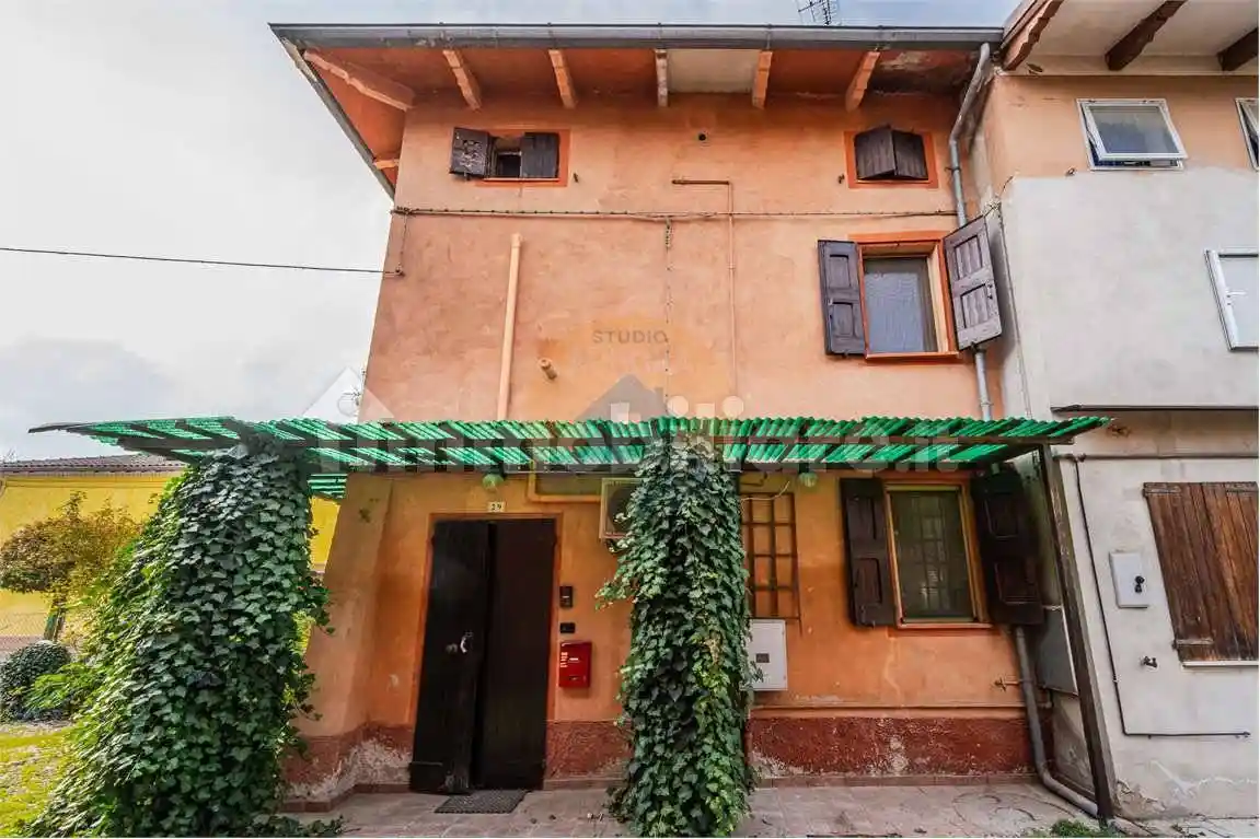 Casa indipendente in vendita a Bomporto