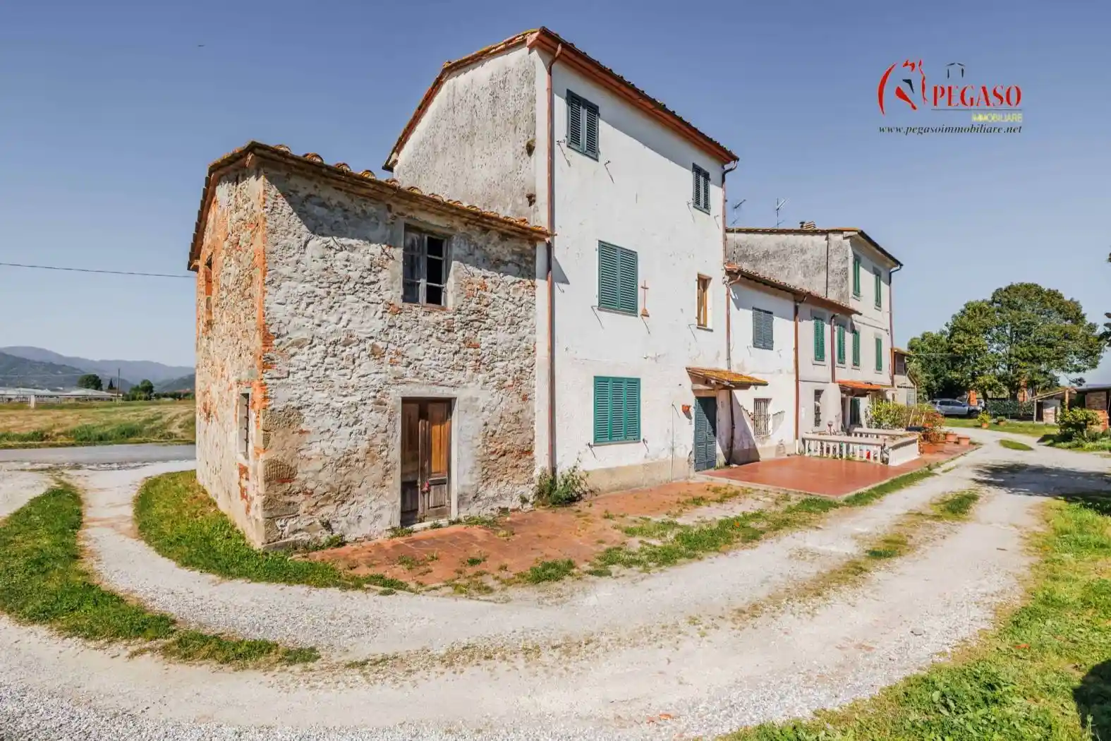Casa indipendente in vendita a Pescia