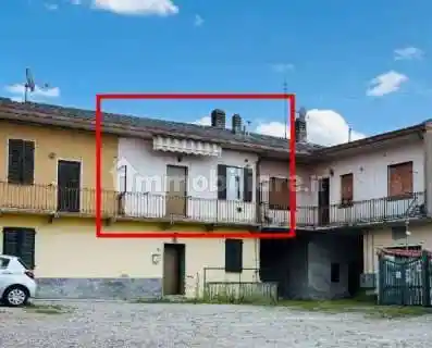 Casa indipendente in vendita a Vergiate