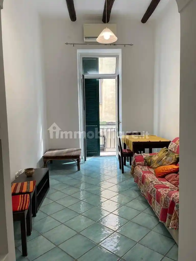 Appartamento in affitto a Napoli