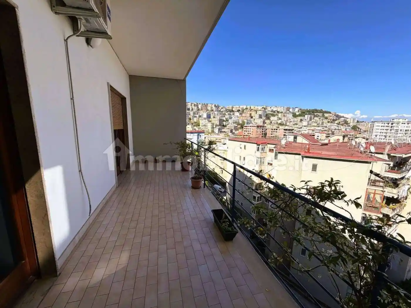 Appartamento in vendita a Napoli