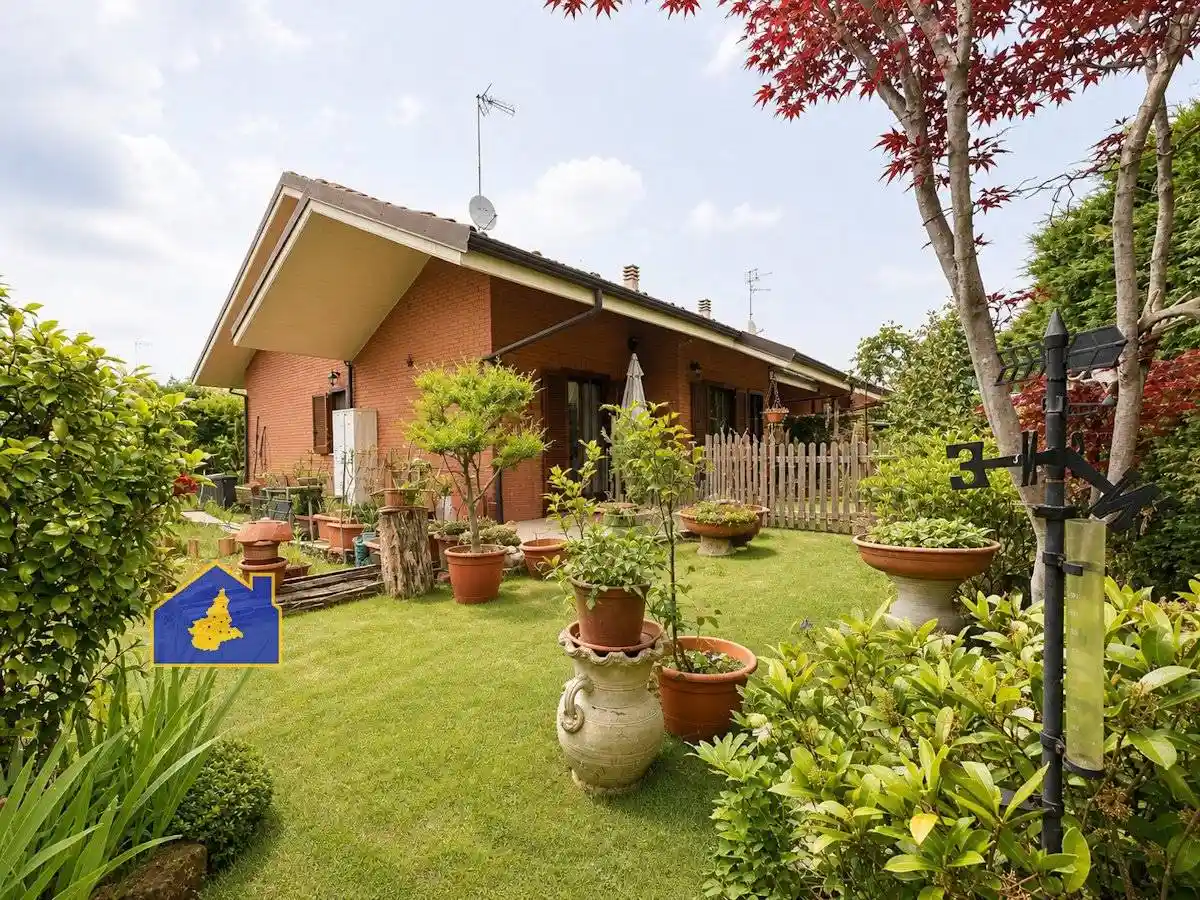 Villa in vendita a Rosta
